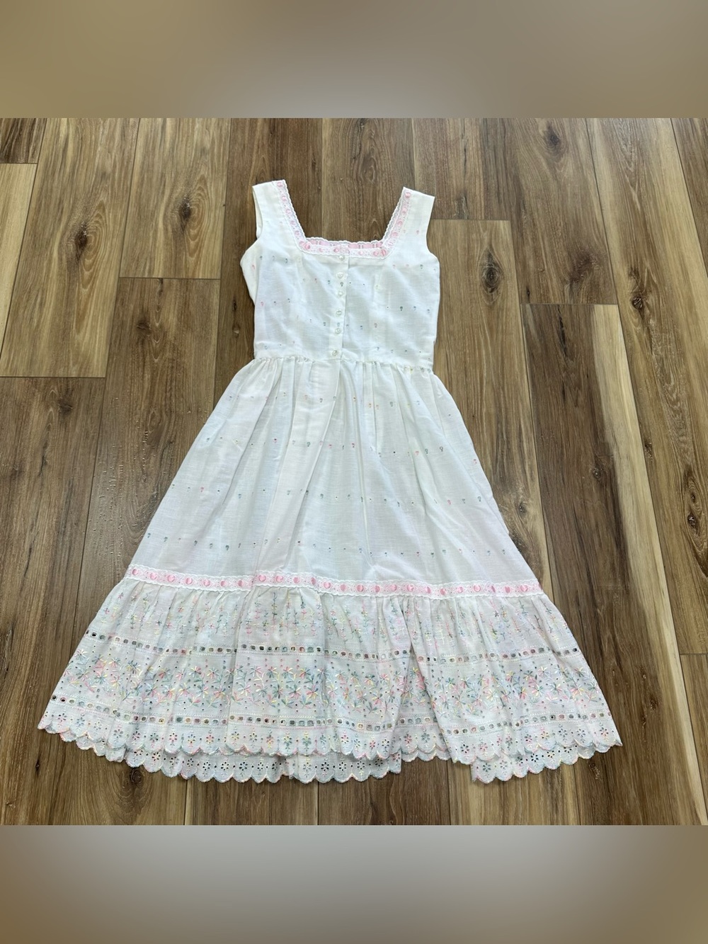 Vtg 60s Hand Sewn Embroidered Floral Lace Dress Traditional Cottage Core Prairie